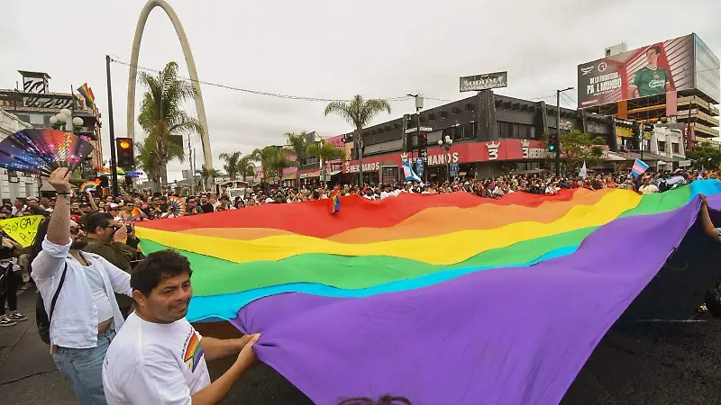 Marcha LGBT en Tijuana